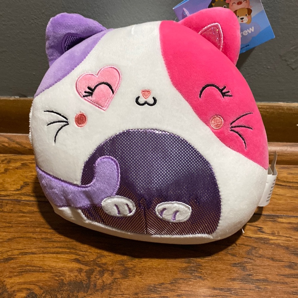 BRAND NEW STUFF ANIMAL! NWT. SMOKE FREE HOME!